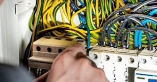 Электрика в частном доме под ключ в Якутске - стоимость услуг от 1585 руб.